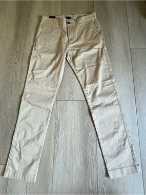 NWT J. Crew Slim Chinos Men’s in Light Khaki Sz 28x30